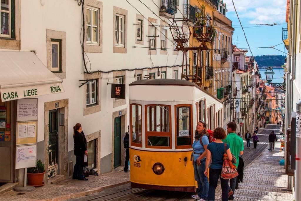 C3 Bairro Alto Cozy Romantic Loft In 18Th Century Building Lisboa Exterior foto